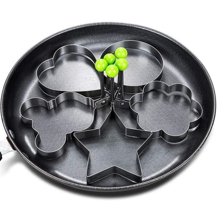Stainless steel round egg mold cooking ring, ideal for fried eggs and pancakes in the kitchen