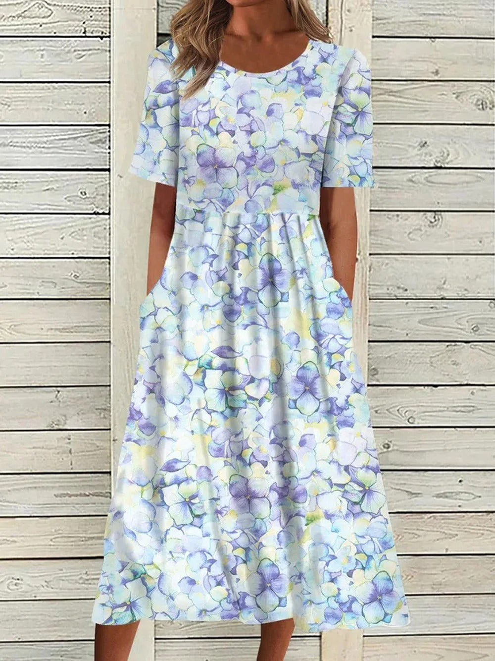 Women's Elegant Botanical Midi Dress - Crew Neck Half Sleeve