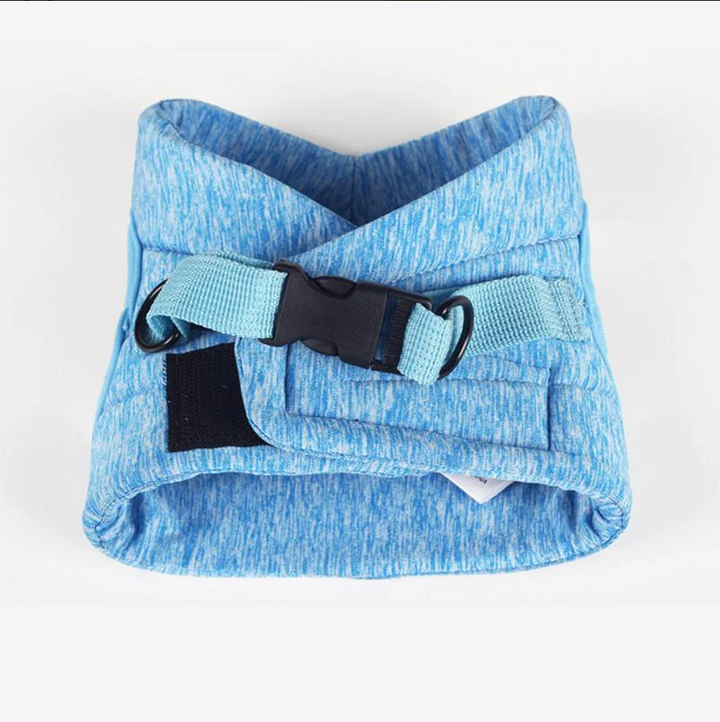 "Comfortable cat harness with lead, anti-escape design, adjustable straps, front view, for safe outdoor adventures."