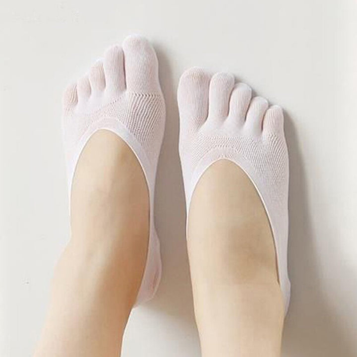 "Compression toe socks in beige, designed for pain relief from swelling and bunions, with improved circulation and blister pr