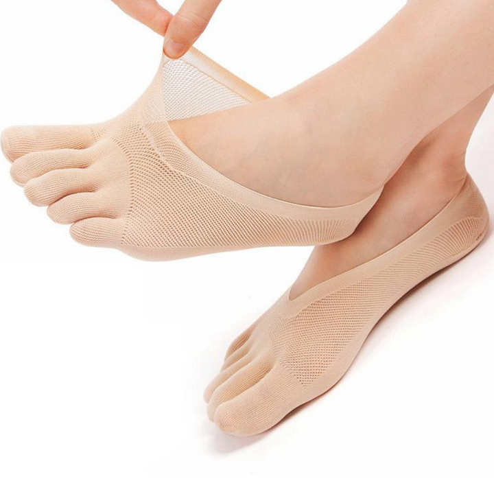 "Compression toe socks in beige, designed for pain relief from swelling and bunions, with improved circulation and blister pr