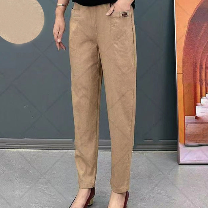"Men's casual cotton pants, relaxed fit, in versatile style; lightweight, breathable fabric suitable for daily casual wear."