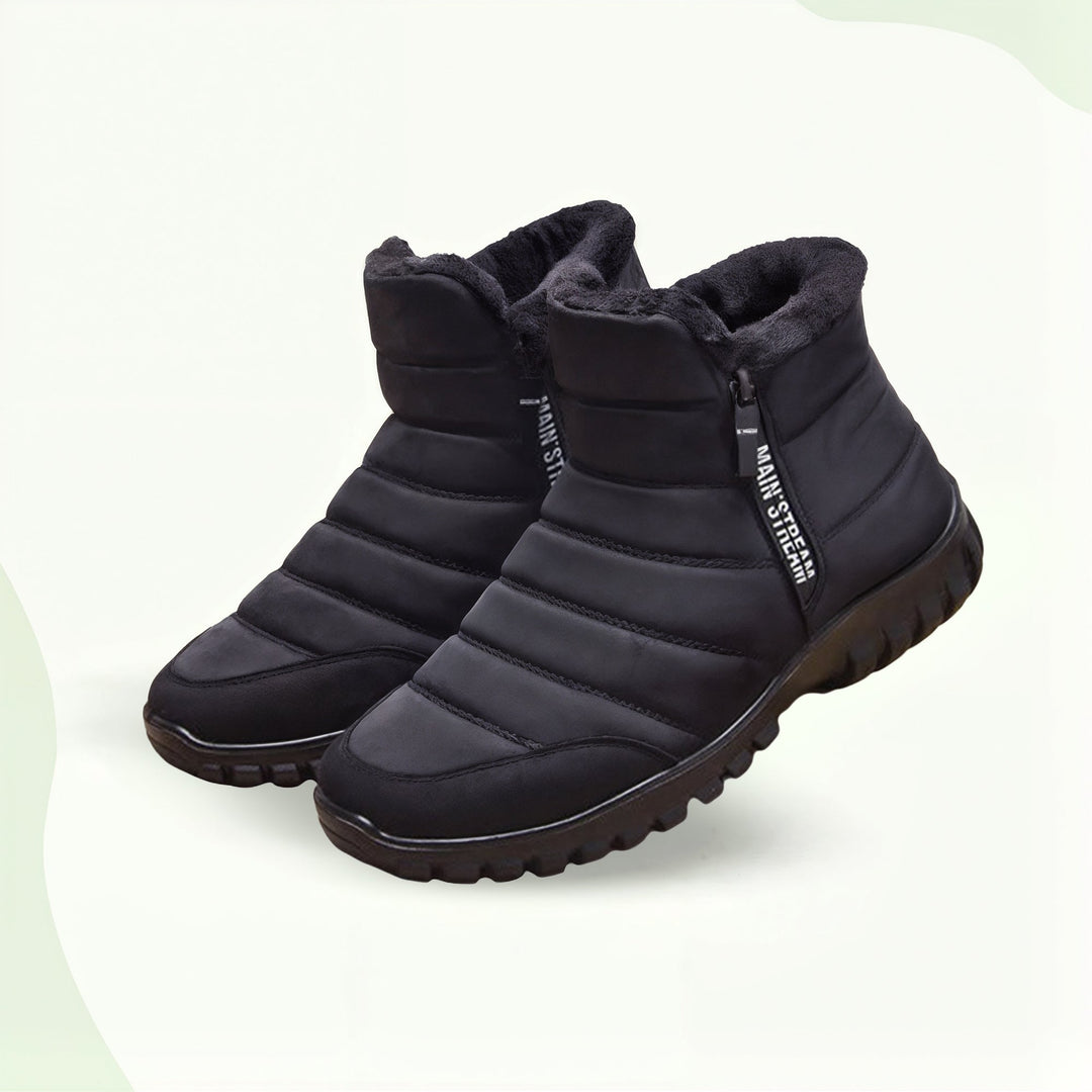 "Men's warm zipper shoes, cotton insole, black leather, water-resistant, ensures comfort and warmth in cold weather."