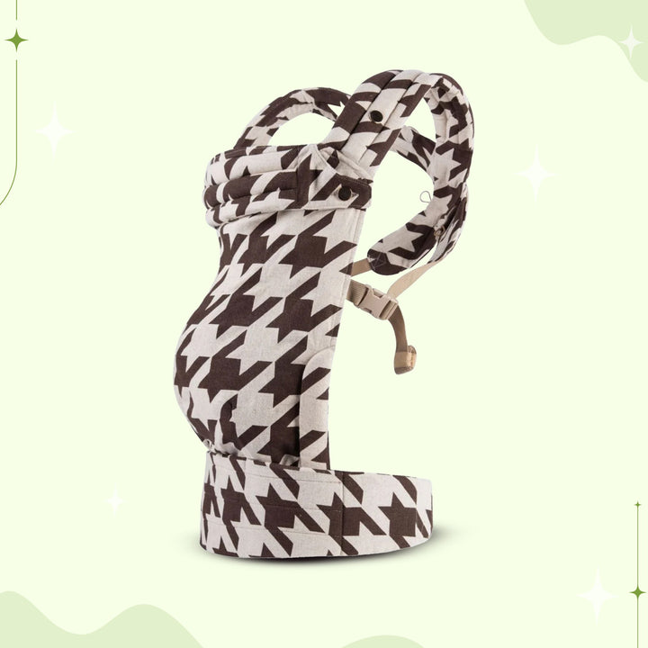 Multi-position baby carrier with plush straps in breathable fabric, for front or back carrying, fits babies 3.2-20 kg.