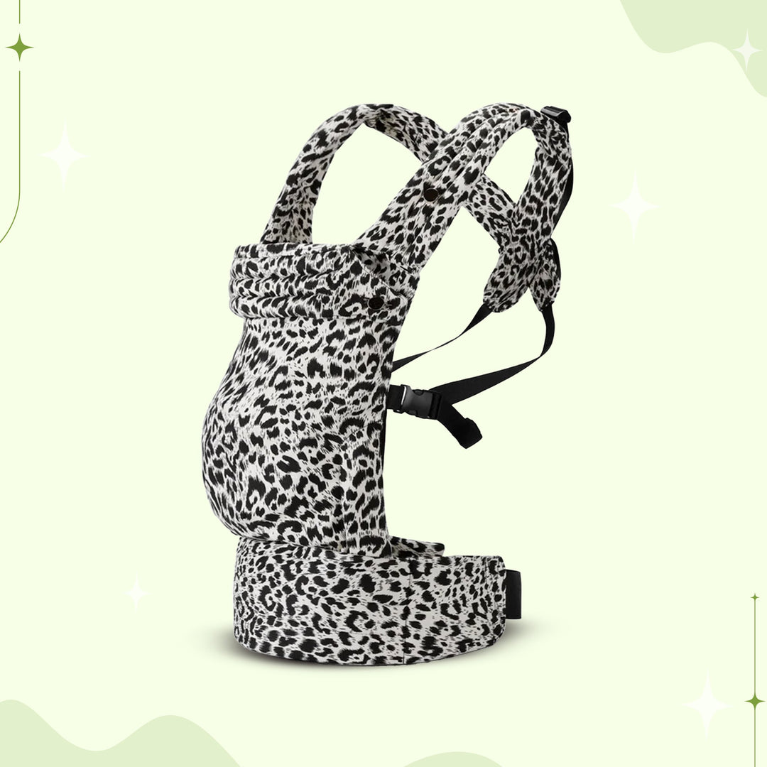 Multi-position baby carrier with plush straps in breathable fabric, for front or back carrying, fits babies 3.2-20 kg.