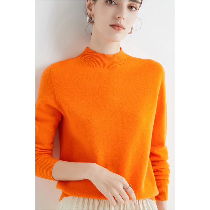 "Women's red cashmere sweater Evelina, luxurious knitwear with elegant design and unmatched softness, ideal for all seasons."