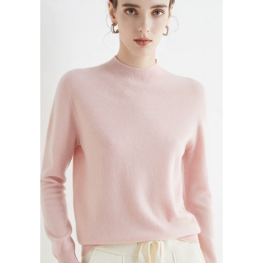"Women's red cashmere sweater Evelina, luxurious knitwear with elegant design and unmatched softness, ideal for all seasons."