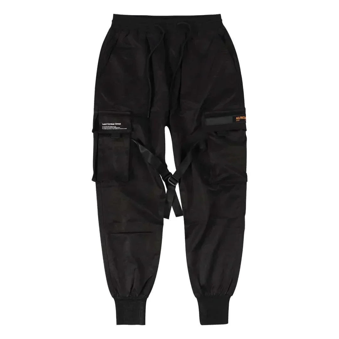 Black multi-pocket men's cargo pants, ideal for hip-hop streetwear & urban fashion. Comfortable & stylish.