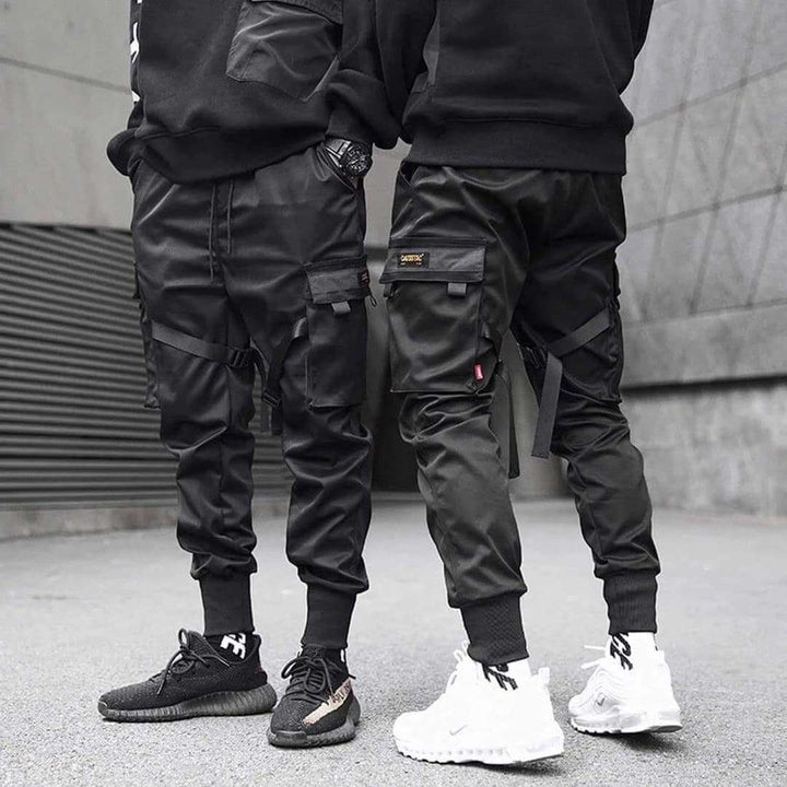 Urban fashion black multi-pocket cargo pants for men. Great for hip-hop looks & comfortable daily wear.