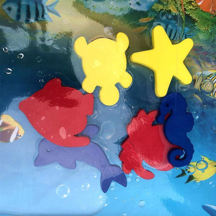 Interactive pet water play mat with ripples, designed for cat enrichment and cooling relief