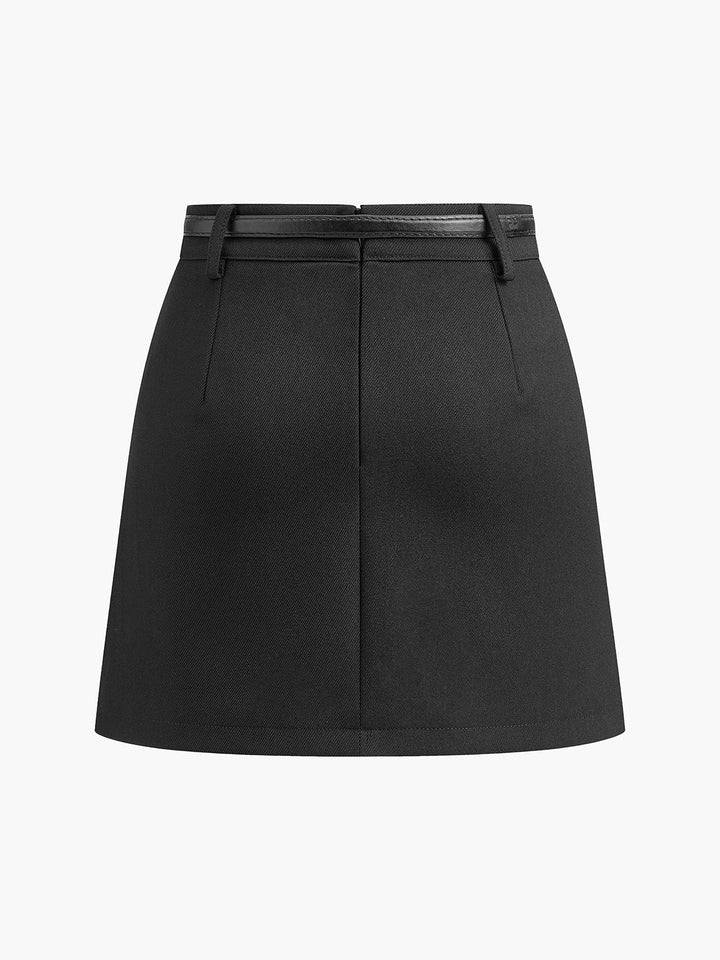 Modern women's mini skirt: high waist, A-line cut, and trendy belt. Versatile for casual & formal occasions.