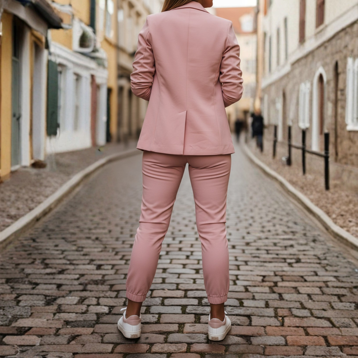 Comfy tailored women's blazer & jogger set with ruched sleeves. Elegant lounge outfit for women.