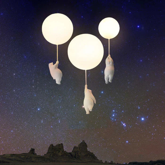 Whimsical balloon light LED ceiling lamp, ideal for a child's bedroom or playroom, soft and cozy.