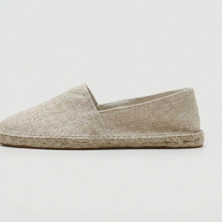 Relaxed men's espadrilles, classic slip-on design, ultimate summer comfort.