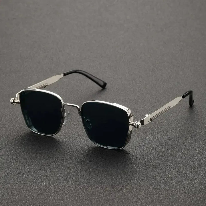 Classic round UV400 sunglasses, perfect for any face shape, featuring a sleek black frame.