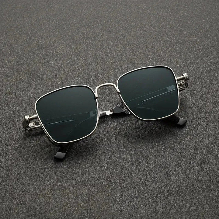 Elevate your look with these classic round UV400 sunglasses, combining comfort, style, and essential eye protection.