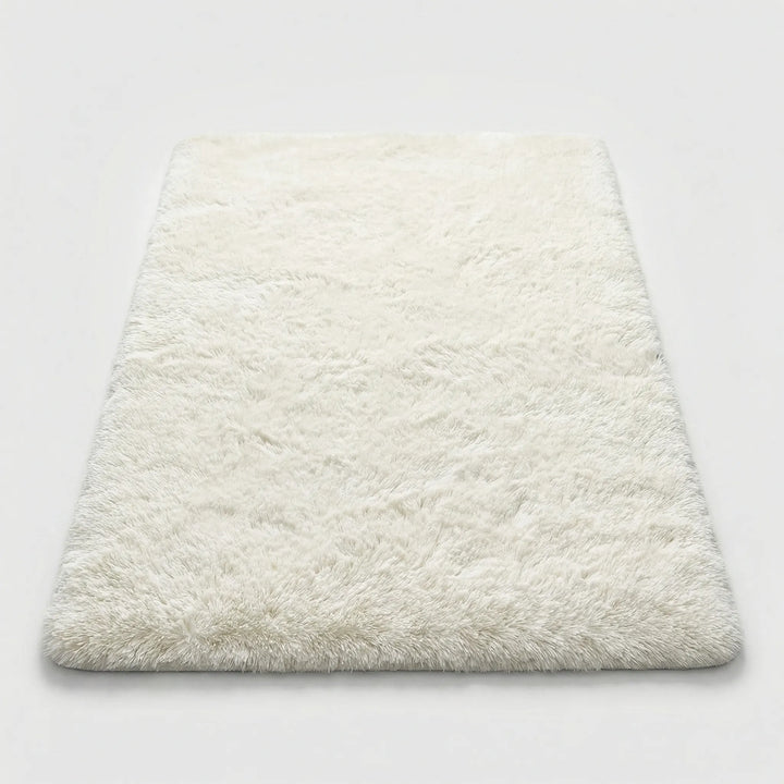 Modern Flowique wavy area rug. Statement piece, soft and non-slip for a stylish living room or bedroom.