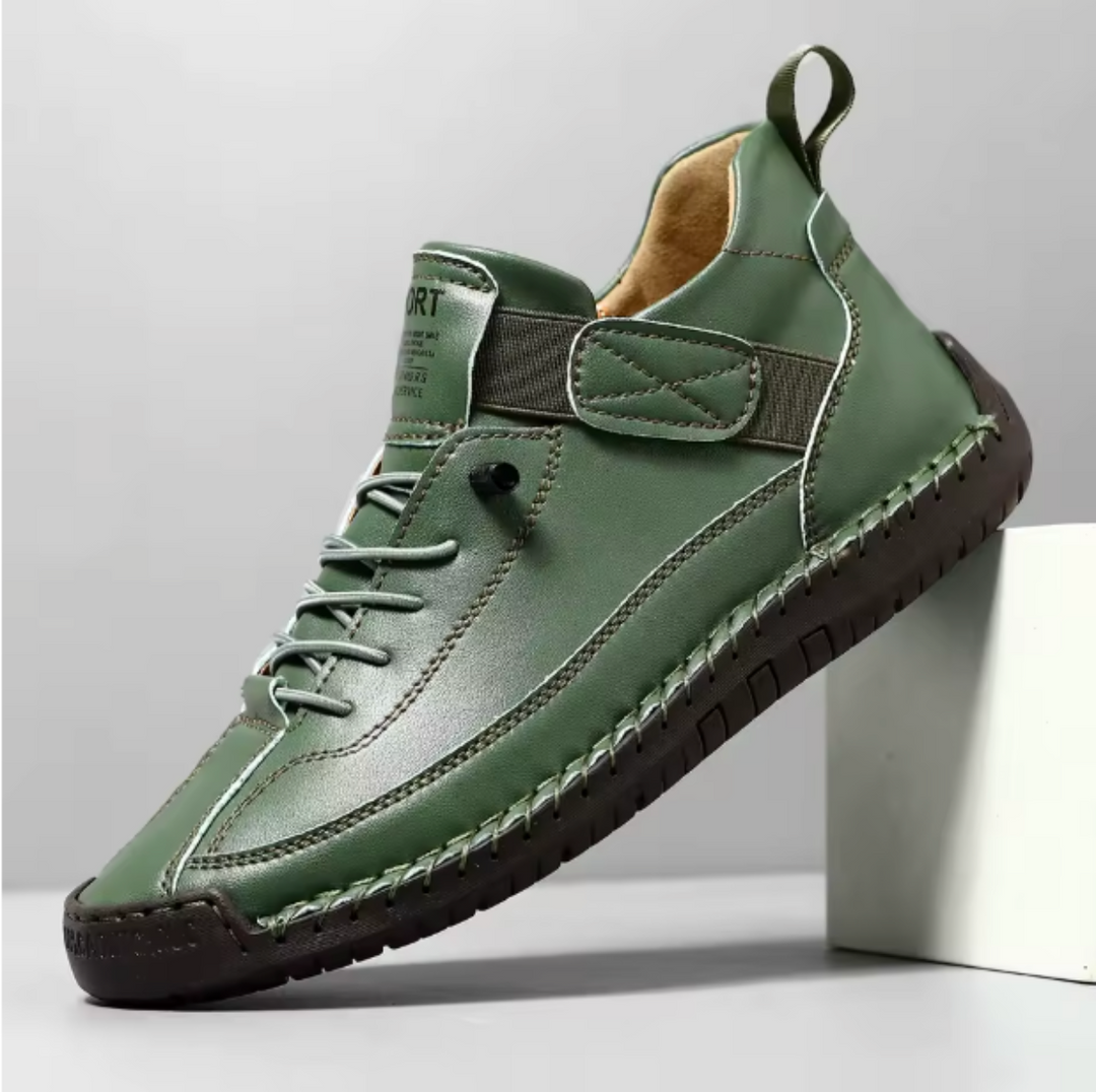 Comfortable women's walking trainers with a durable lightweight sole for extended wear.