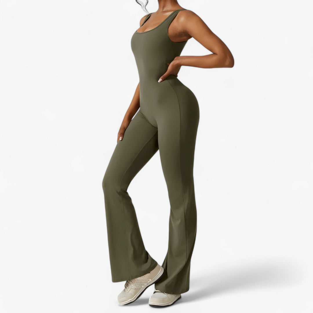 Everyday women's one-piece jumpsuit, offering both style and practicality.