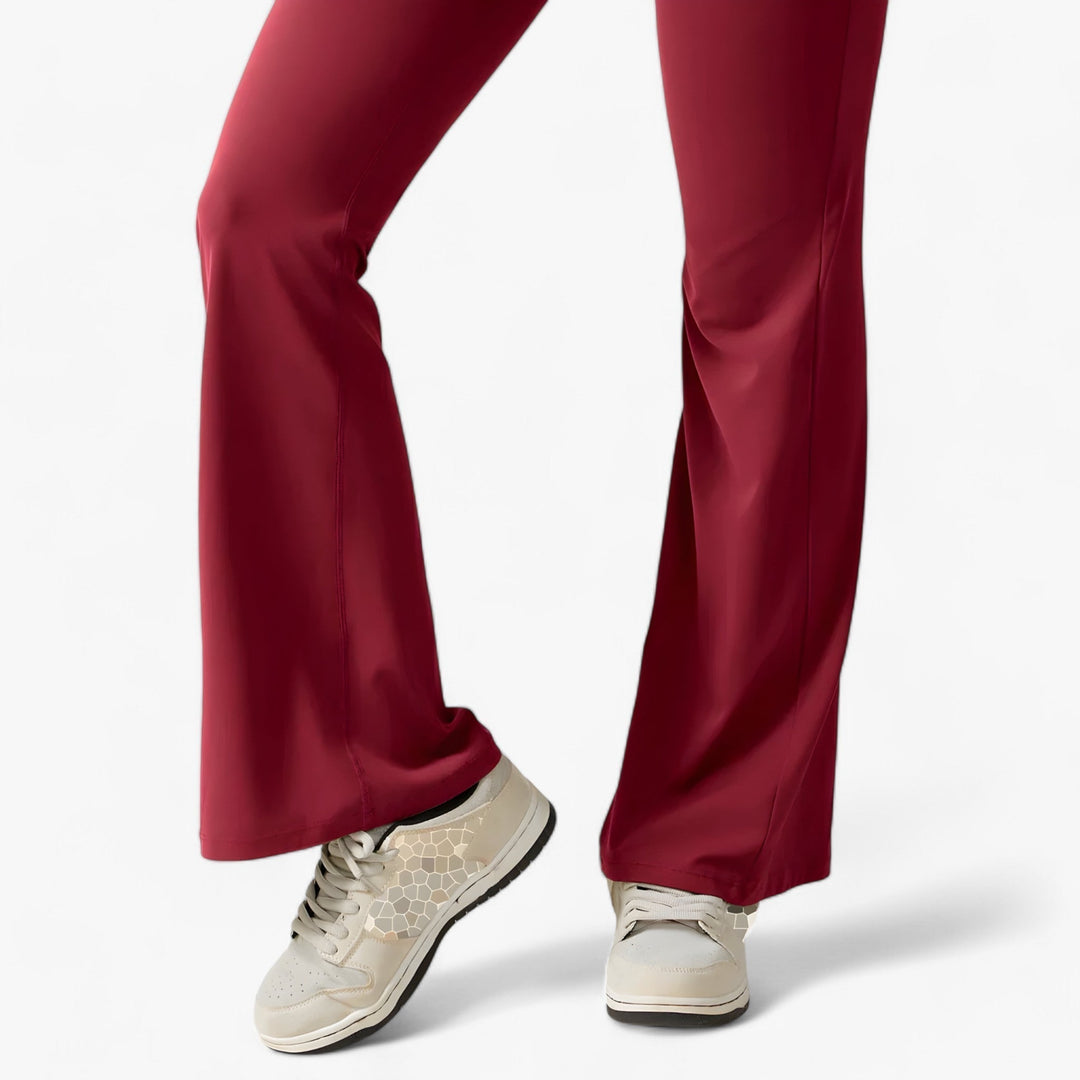 Stylish loungewear women's jumpsuit, ideal for elegant relaxation.