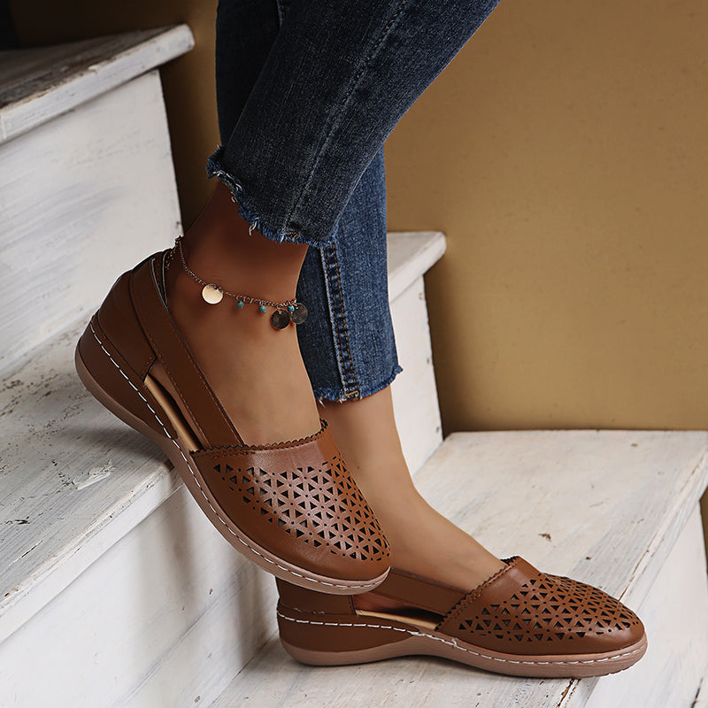 Women's Comfortable Summer Espadrilles. Stylish & lightweight slip-on footwear for warm weather & casual chic.