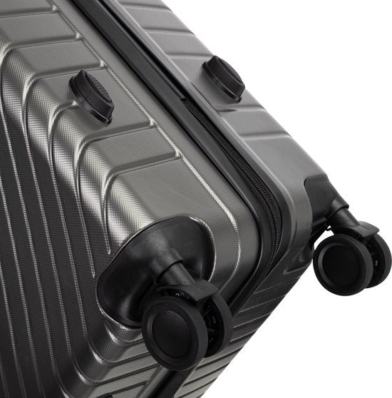Front view of Cordoba durable hard-shell luggage, showcasing its robust design and sleek finish.