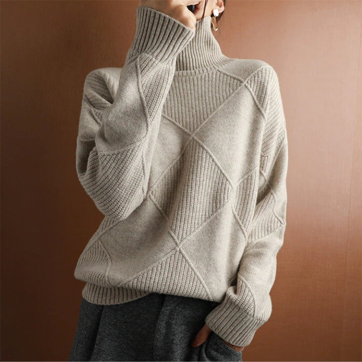 Comfort and style: women's oversized ribbed knit sweater for everyday wear