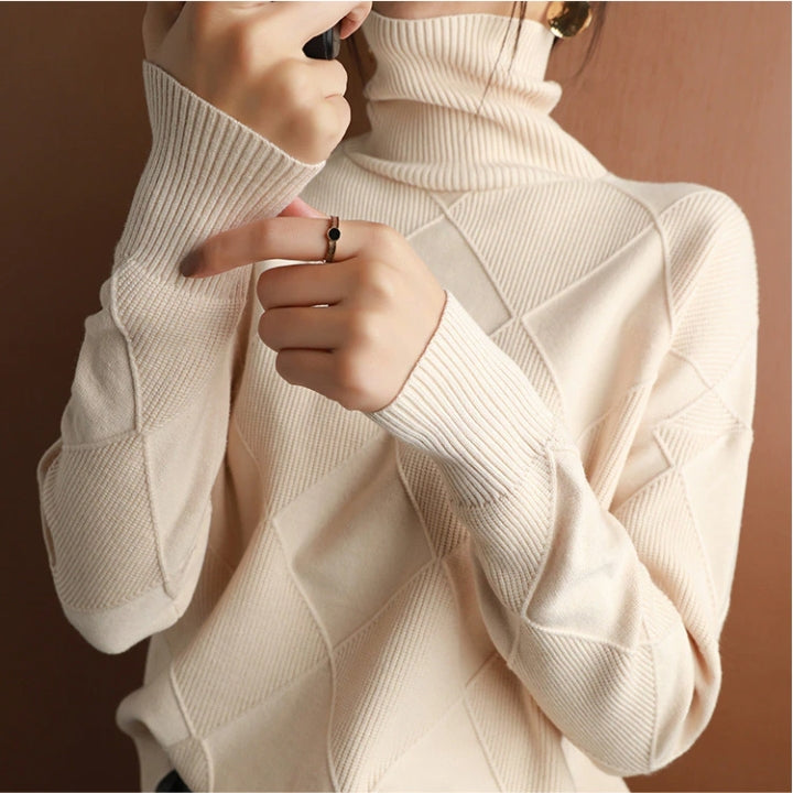 Casual women's oversized ribbed knit sweater in a soft, cozy fabric