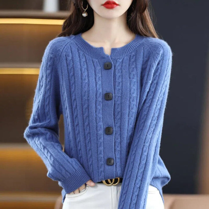 Soft knit outerwear: women's button-up cardigan in a relaxed fit, a staple for winter fashion.