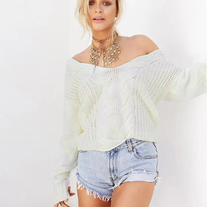 Stylish oversized knitted sweater for women, a cozy and warm addition to fall wear.