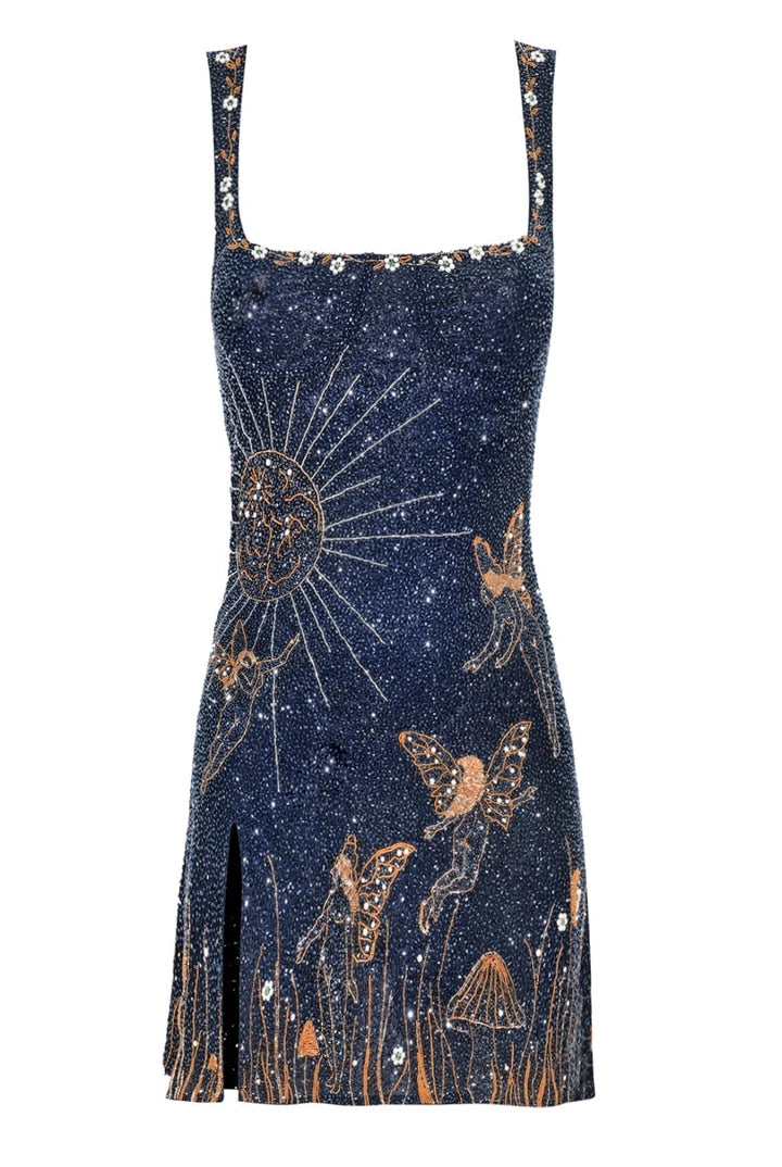 Dazzling women's sequin mini dress. Versatile for evening glamour, cocktail parties, or a memorable night out.