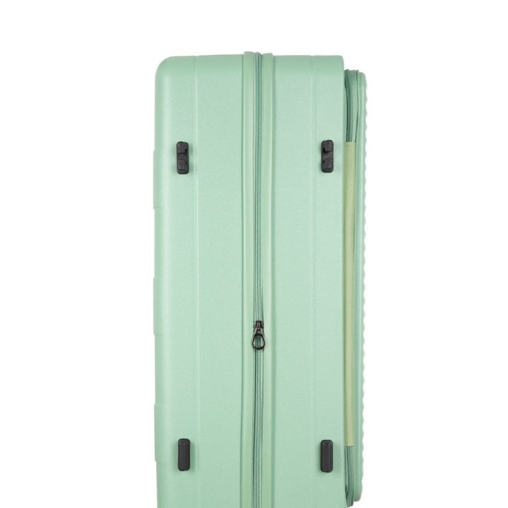 Expandable hardshell luggage, "Vienna" model, with padded laptop sleeve & integrated TSA combination lock.