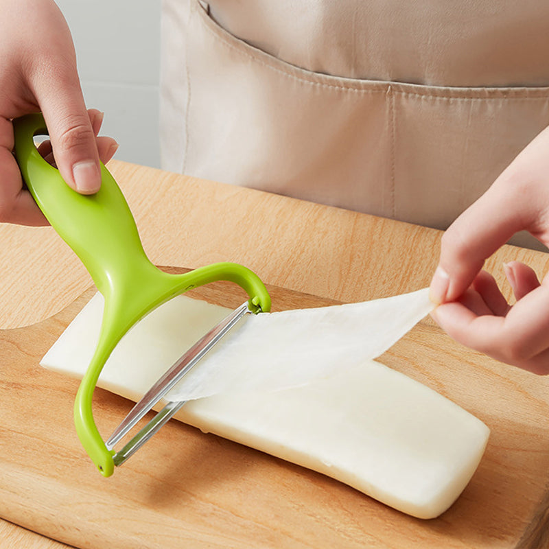 Vegetable peeler kitchen tool made of high-quality stainless steel for long-lasting use