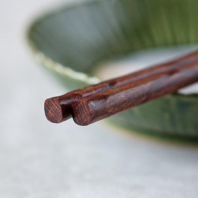 Set of 5 pairs of elegant wooden chopsticks with golden cherry blossom, a beautiful Japanese style dining gift set.