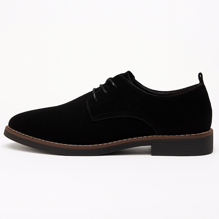 Stylish men's brown leather Derby shoes, ideal for business, office, or special events. Classic lace-up footwear.