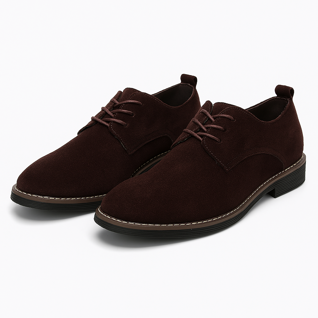Sophisticated men's black Derby shoes, featuring a sleek lace-up design suitable for any elegant occasion.