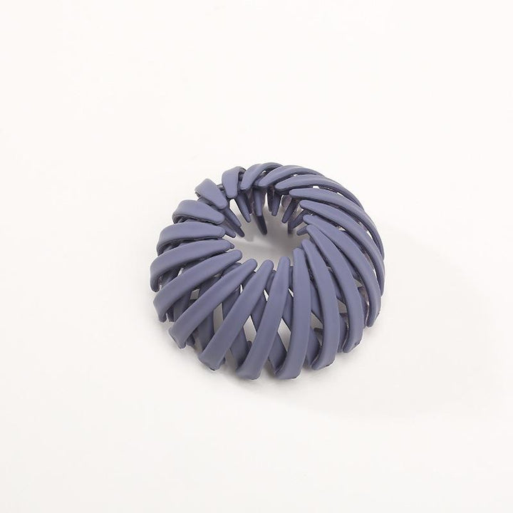 Instant elegant bun hairpin, a must-have hair tool for women on the go, sophisticated accessory