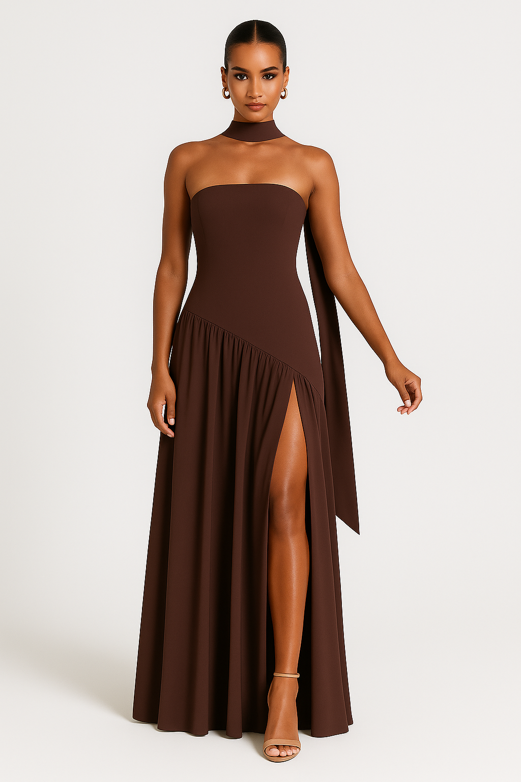 Women's sophisticated strapless evening gown with a flattering silhouette and an elegant slit, ideal as a party dress