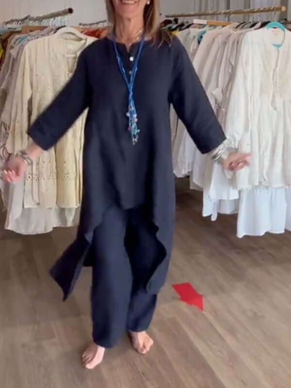 Relaxed fit women's two-piece summer suit, comfortable and casual for warm weather elegance.