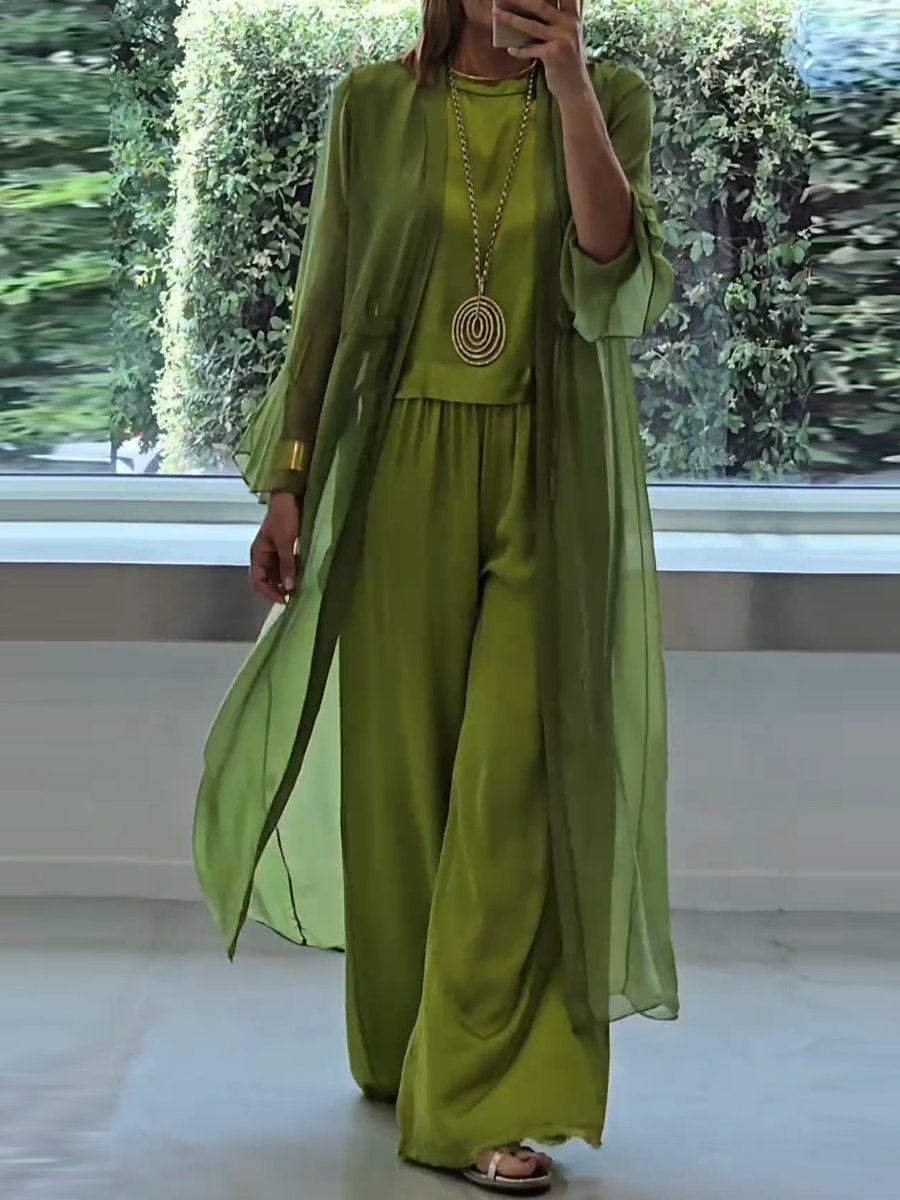 Comfortable women's 3-piece set: elegant top, pants & cardigan. Perfect versatile casual outfit for spring/summer.