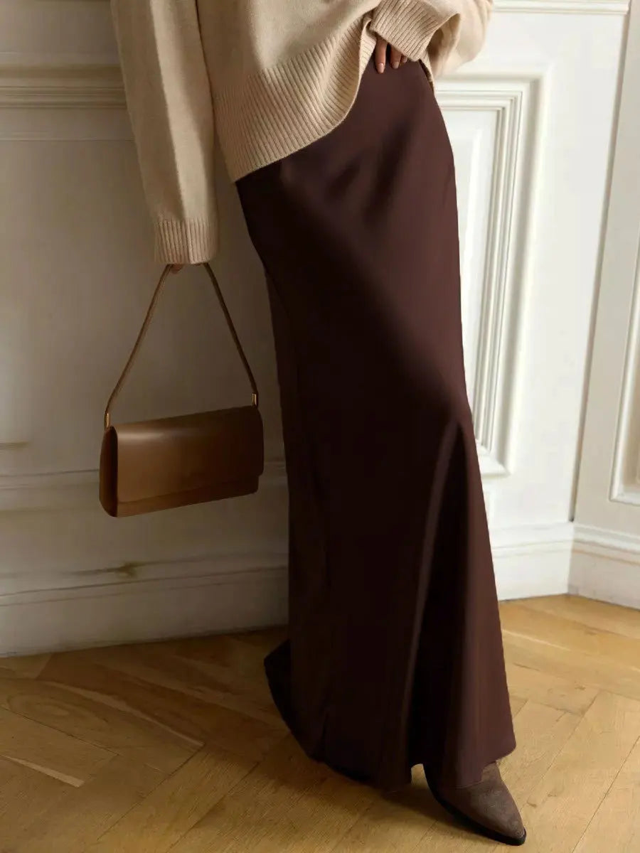 Sophisticated women's high-waist fishtail party skirt, full-length and stylish.