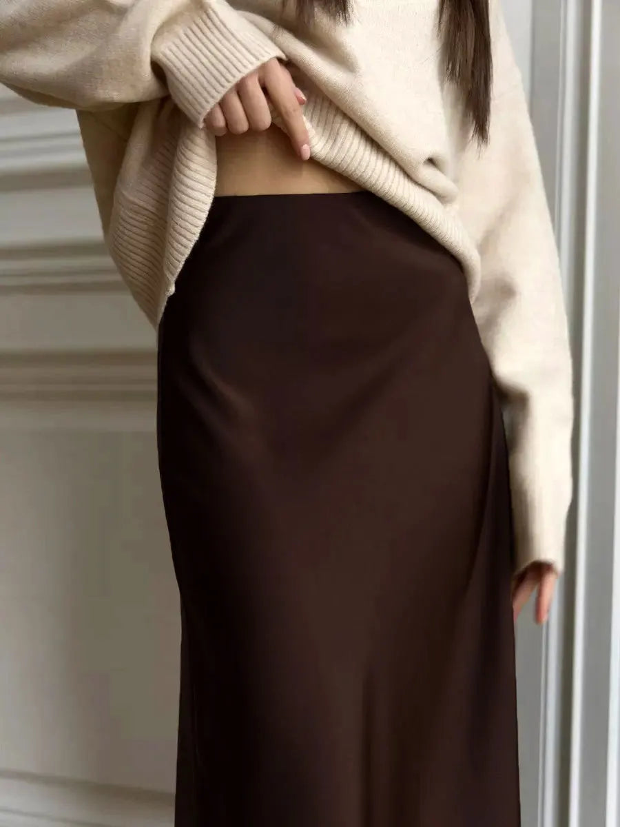 Women's stunning high-waist fishtail maxi skirt, perfect for any formal celebration.