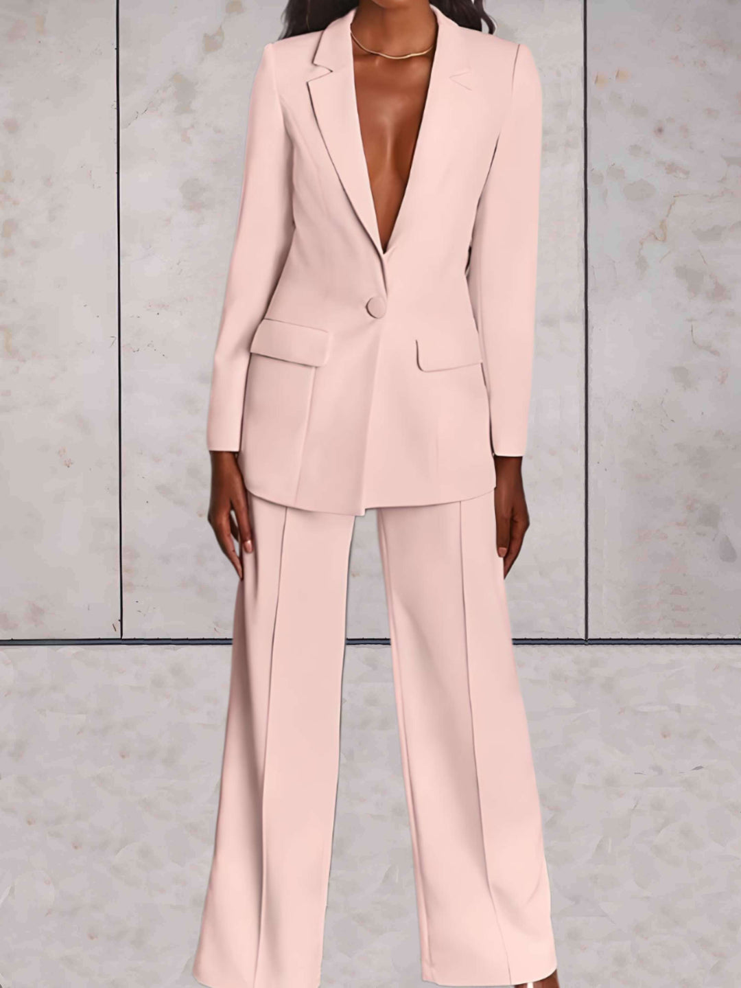 Chic ladies' business blazer from the Emilia two-piece set, ideal for elegant autumn & winter professional outfits.