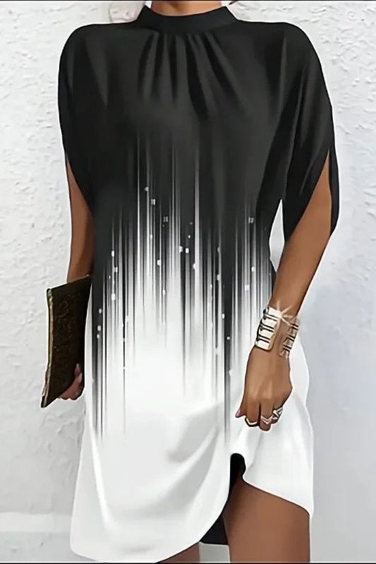 Versatile women's midi dress, ideal for office, casual outings, or elegant events. Flowing and comfortable.