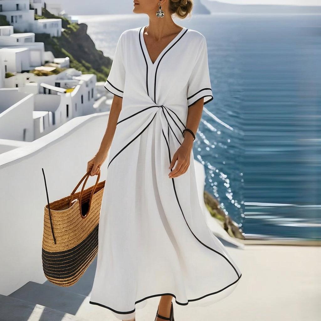 Versatile women's flowy maxi dress, an elegant and comfortable choice for day or party wear.