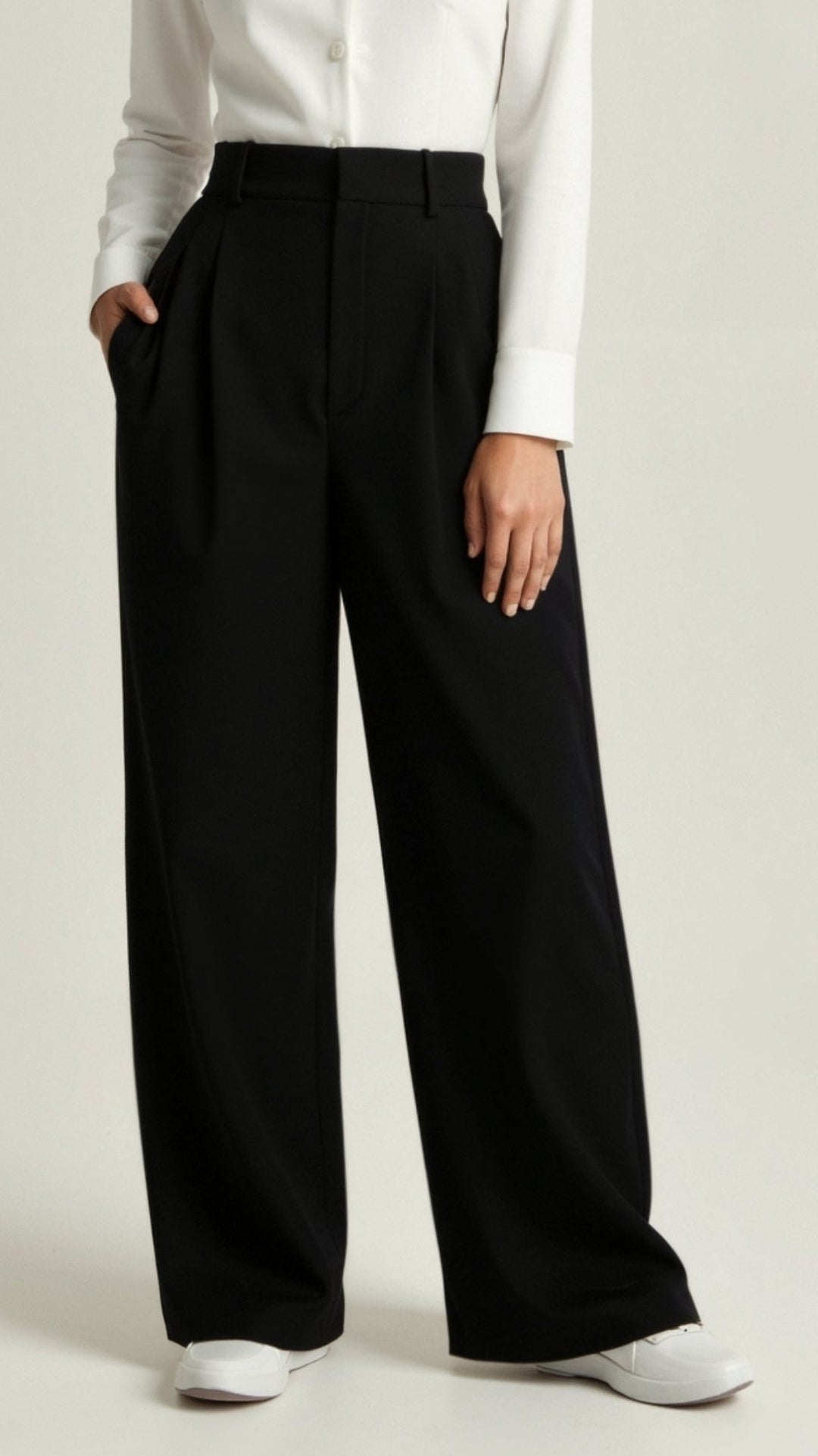 Side profile of women's wide-leg spring pants, emphasizing the comfortable and breathable fit.