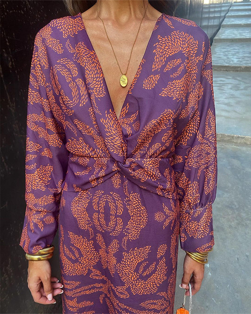 Elegant women's maxi dress with a flattering fit and chic knot, perfect for formal evenings.