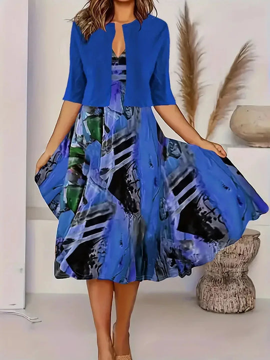 Timeless women's long dress, suitable for both formal events and casual outings.