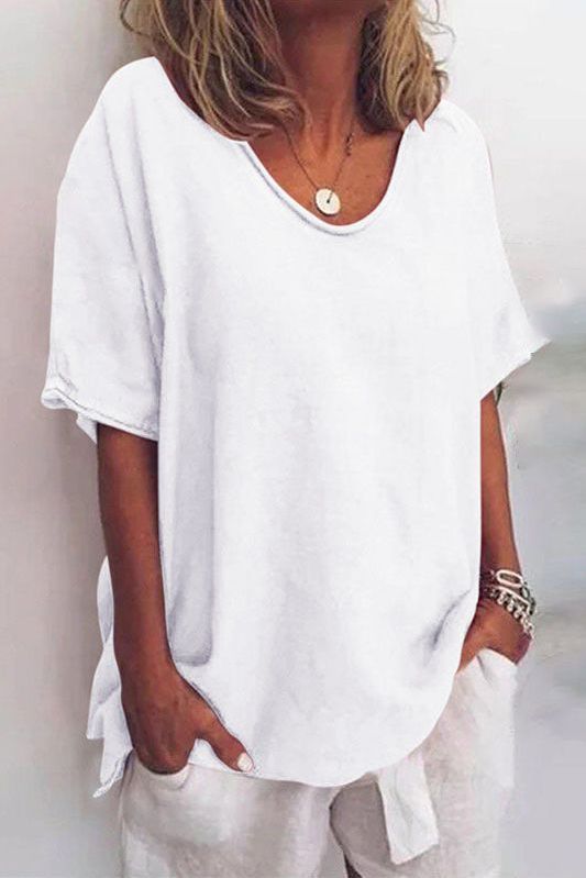 Stylish women's printed long sleeve blouse, offering an elegant and comfortable fit for any occasion. Feminine top.