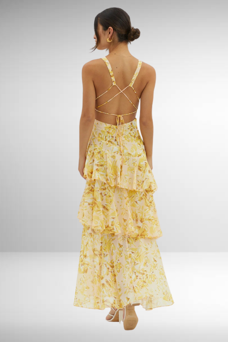 Women's formal printed maxi dress, V-neck, ruffle sleeves, tiered, ideal for elegant events.